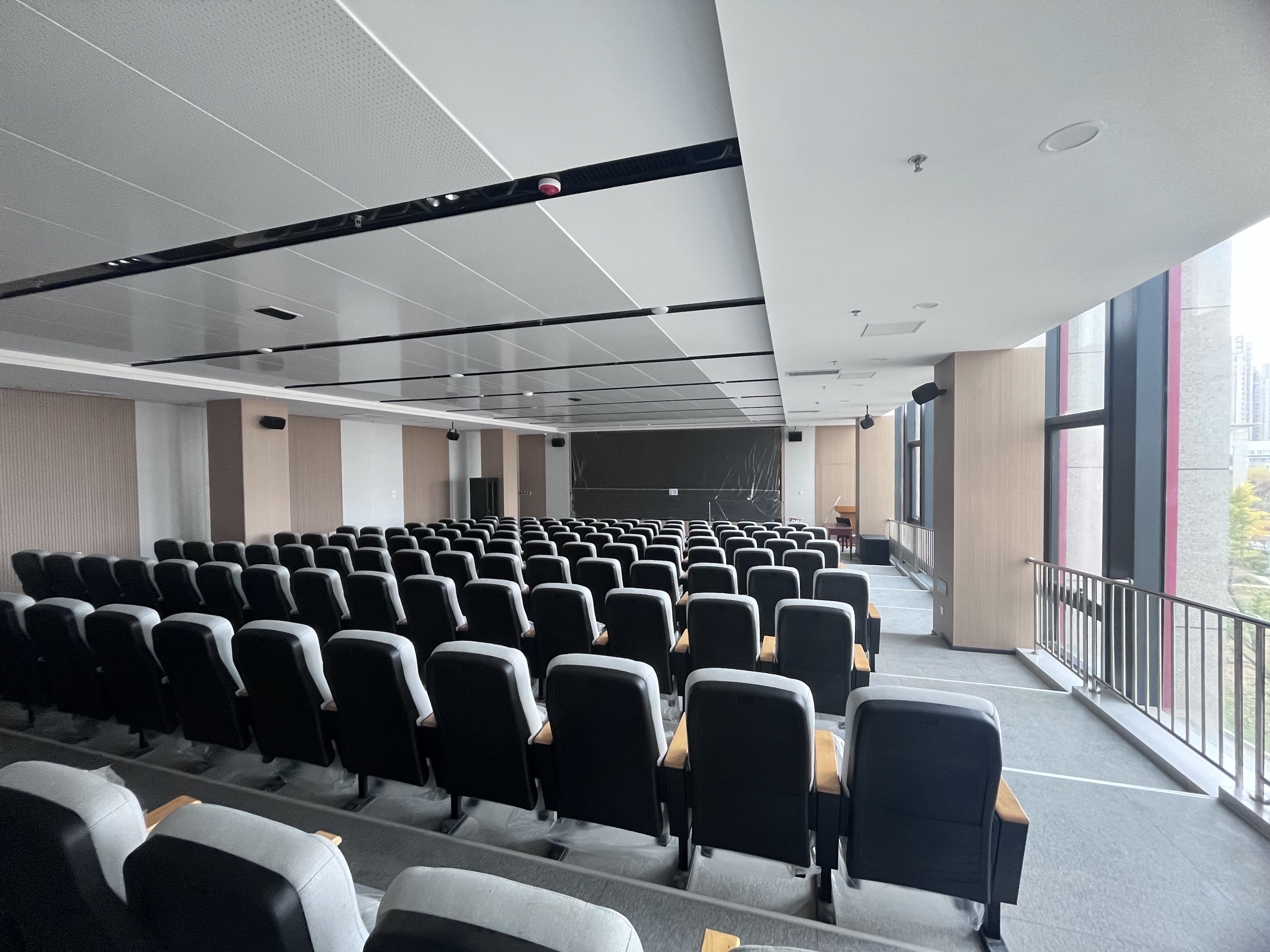 9392701f-2ed5-4de3-a330-89ba24a27789