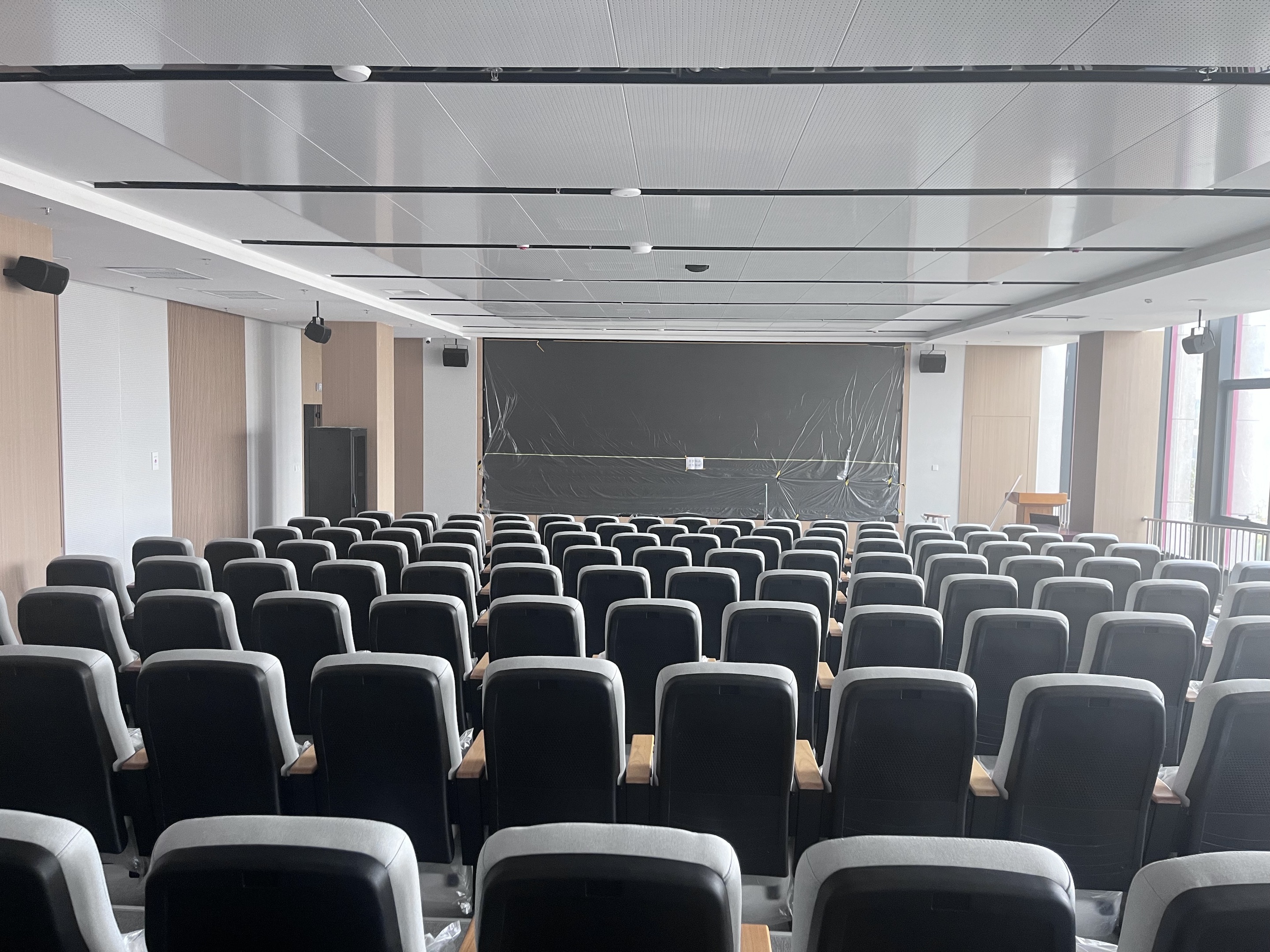 07eba7a0-18b6-43cb-b1d5-ec4e49b847f0