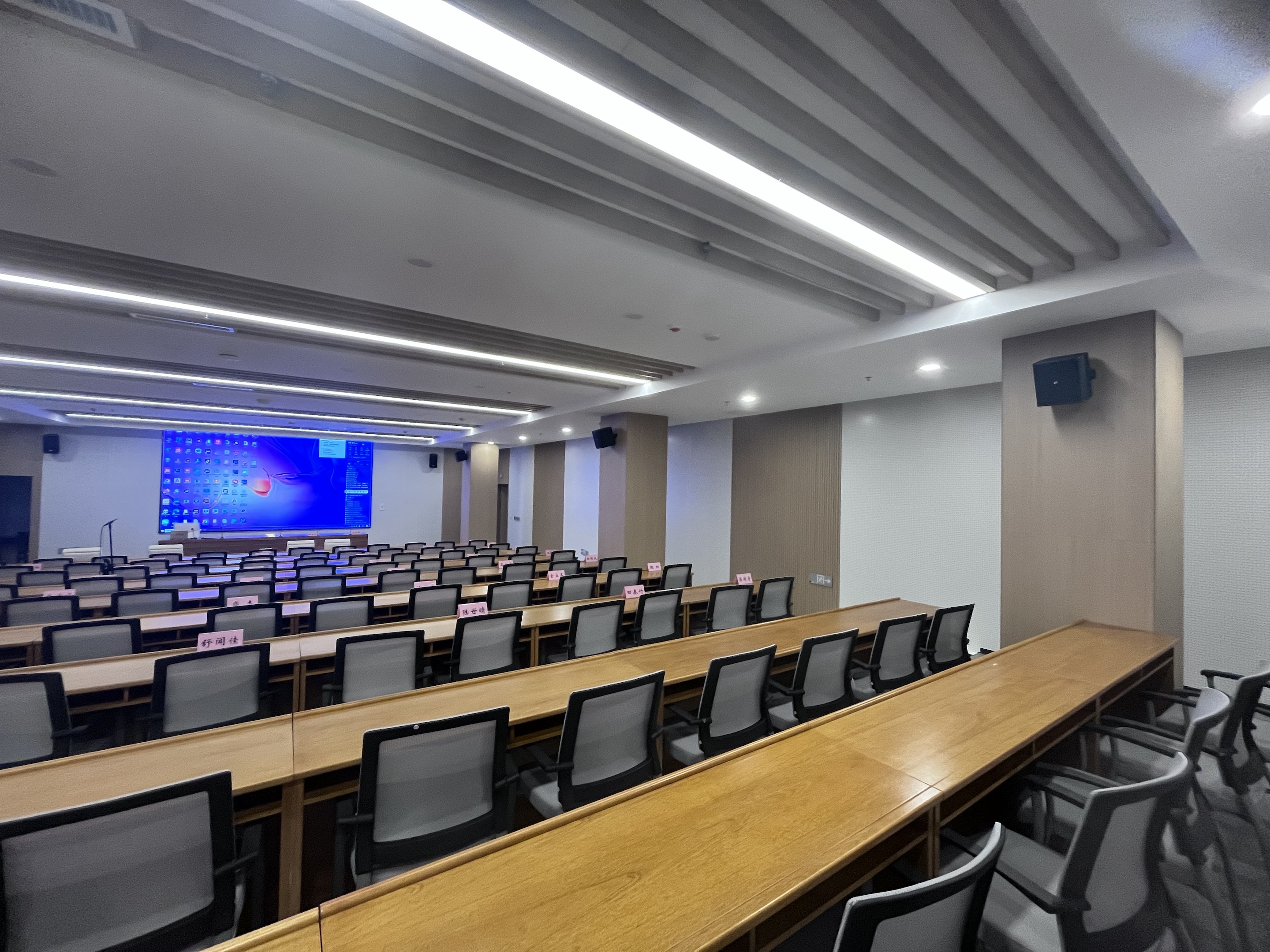 f34feb50-6ba5-47e4-8209-6b77d426b693