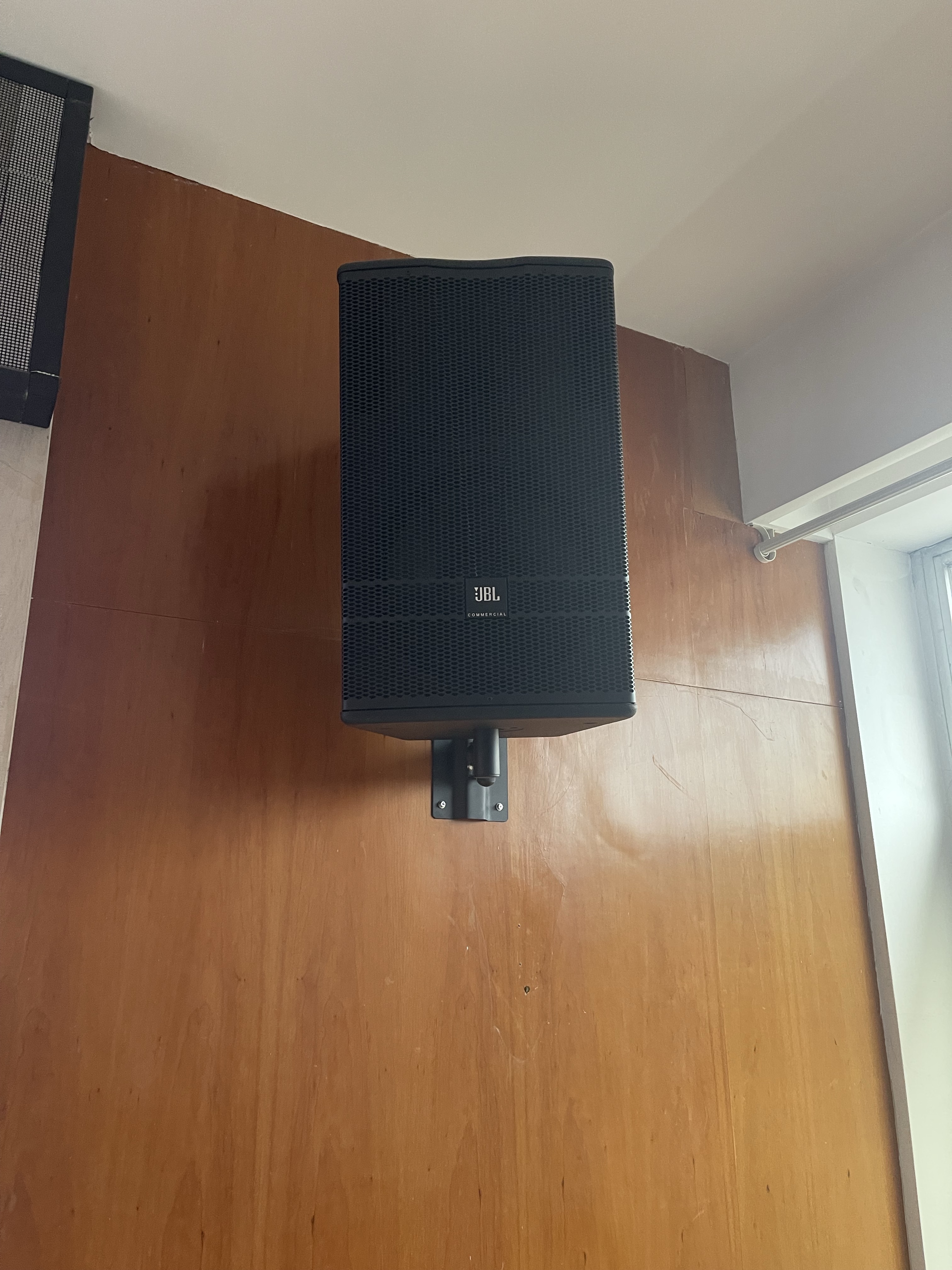 1b294367-b4a1-4e6d-b9f1-f46b433b9251